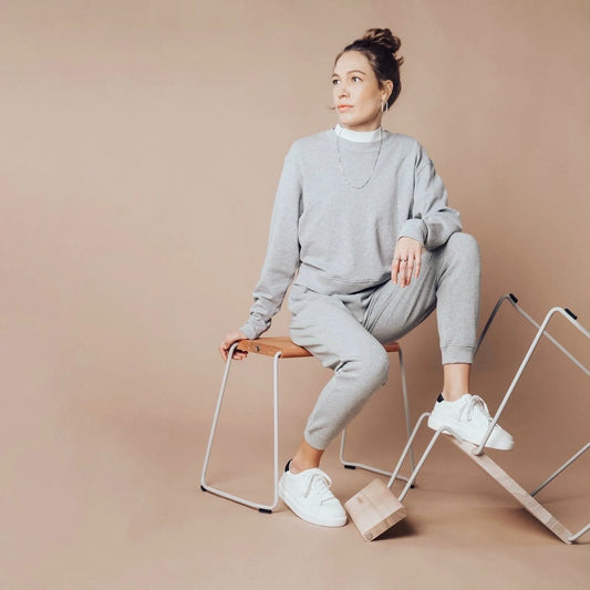 D:003 BEISTELLHOCKER