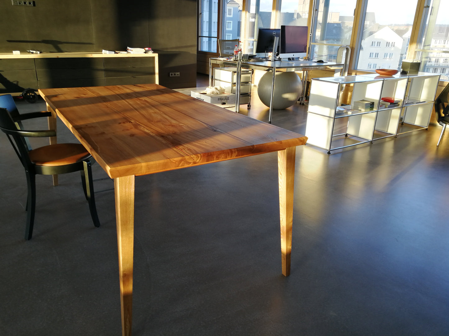 FH:025 ESSTISCH 100% WOOD