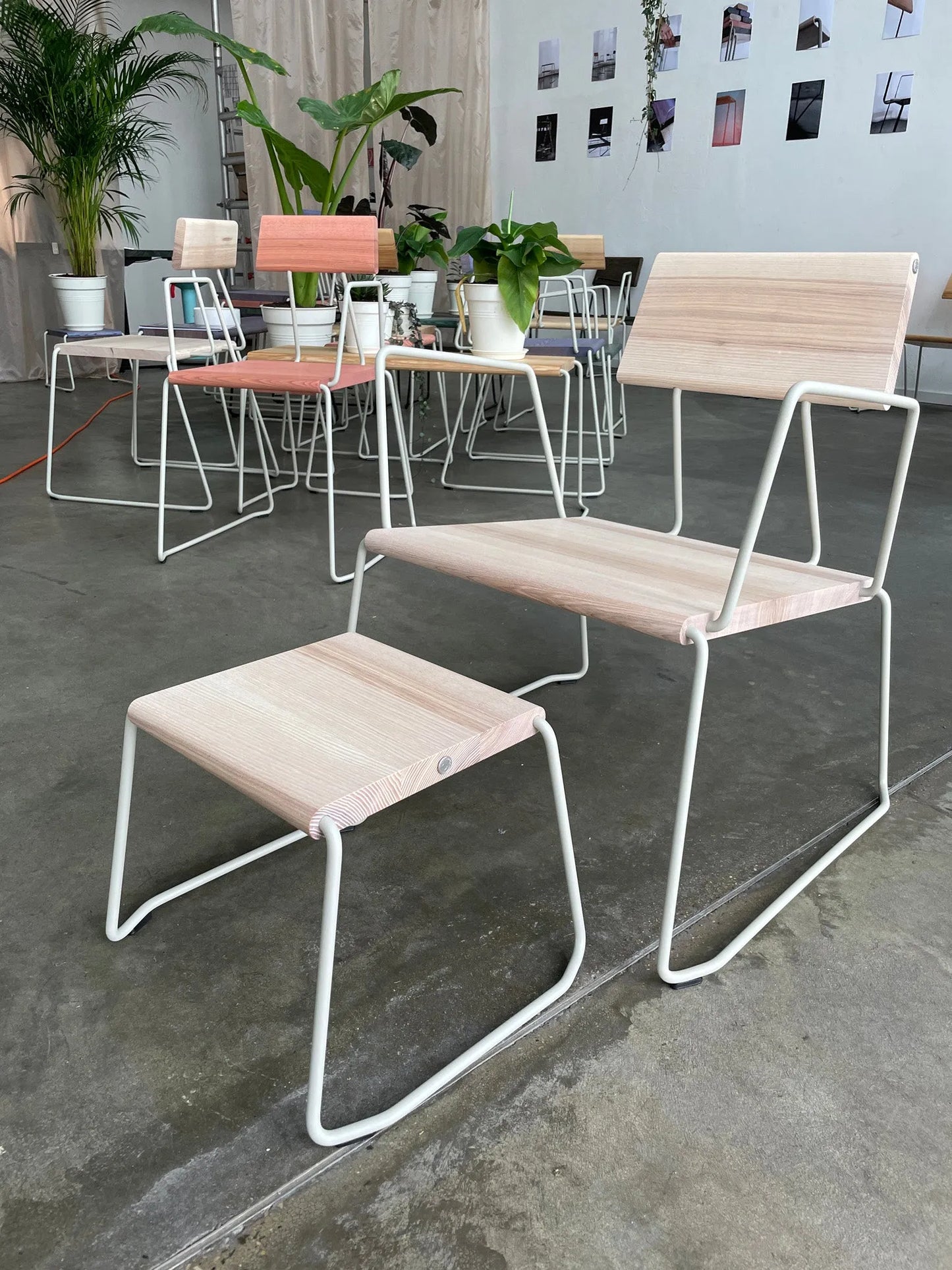 D:008 LOUNGECHAIR mit Armlehnen