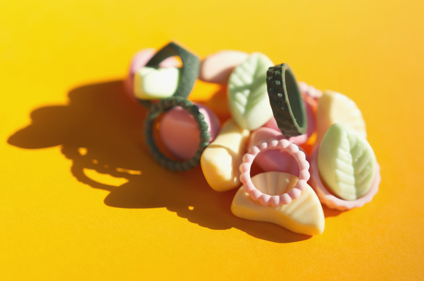 Loopies – Bunte Silikonringe zum Kombinieren  handgegossene Unikate